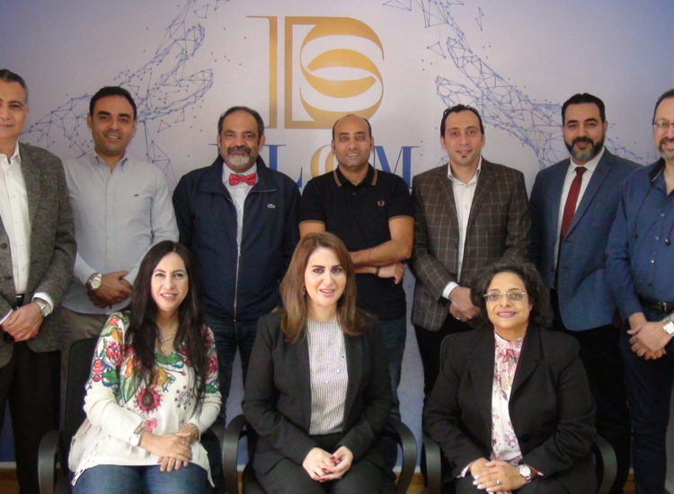 Bloom Business School: Empowering Mid-Career Professionals for Global Business Leadership
